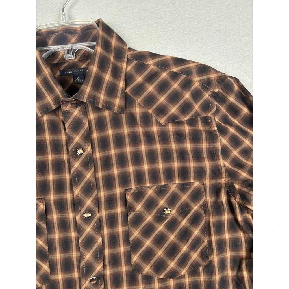Banana Republic Shirt Mens XL Brown Plaid Western Pearl Snap Casual Long Sleeve
